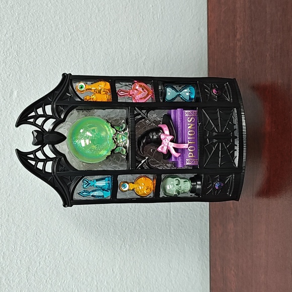 Bath & Body Works WITCHY CABINET Night Light Plug + 4 Halloween Wallflowers - Picture 11 of 11
